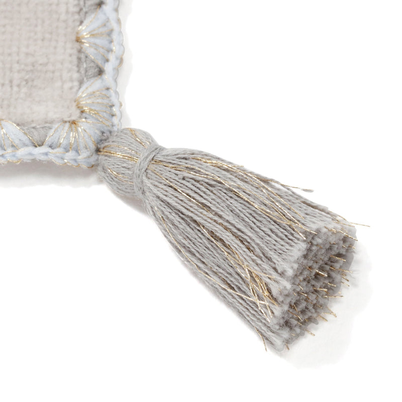 INITIAL HANDKERCHIEF TOWEL FLOWER K  LIGHANDKERCHIEF TOWEL GRAY